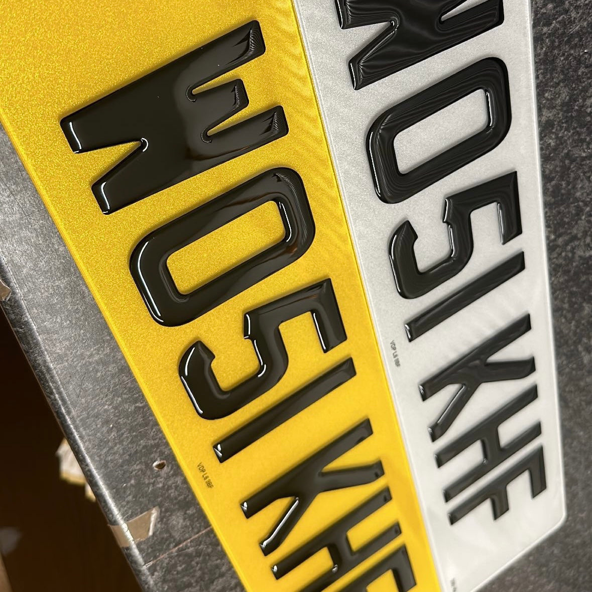 3D Gel Numberplate UK - Lxud Customz