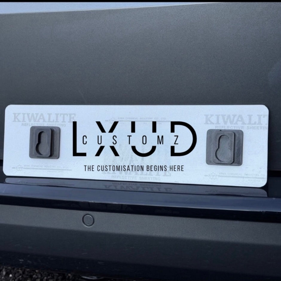 KlikLok Universal Numberplate Holder